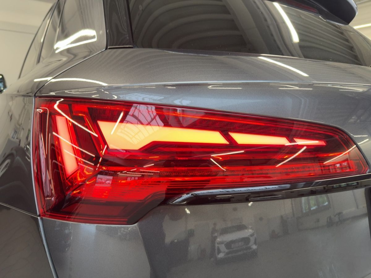 Audi Q5 S line 40 TDI quattro virtual AHK