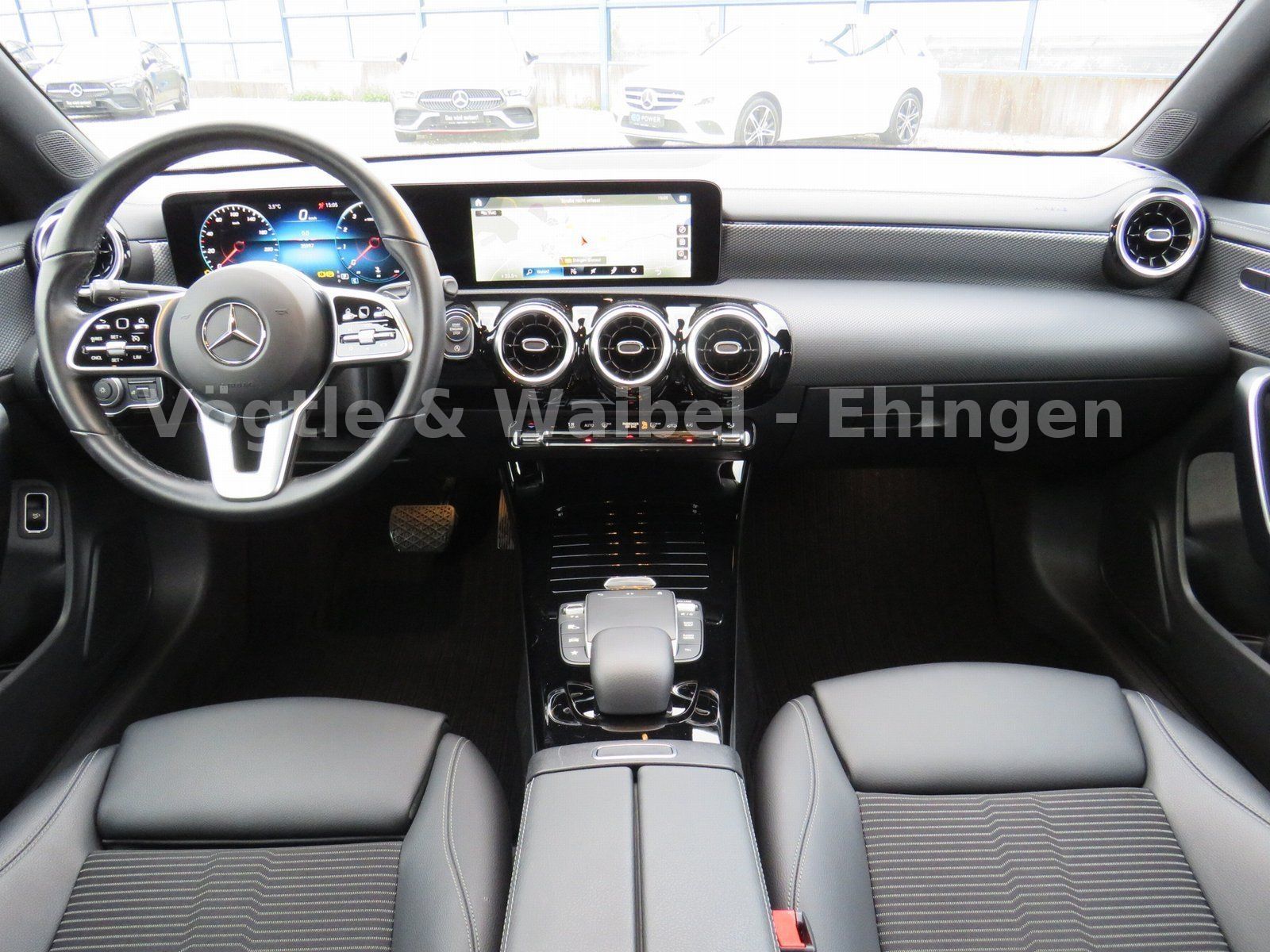 Mercedes-Benz CLA 200 PROGRESSIVE - Samsaru's Car Outlet