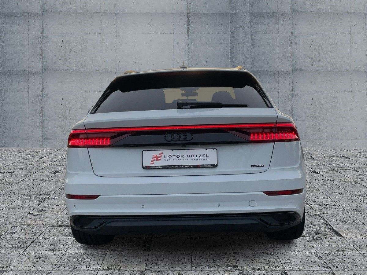 Audi Q8 50 TDI S-LINE MATRIX+NAVI+B&O+DVD+ACC+AHK+23"
