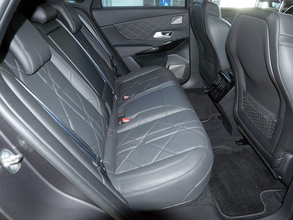 DS Automobiles DS 7 Crossback Ligne Noire E-Tense 4x4 LED PANO