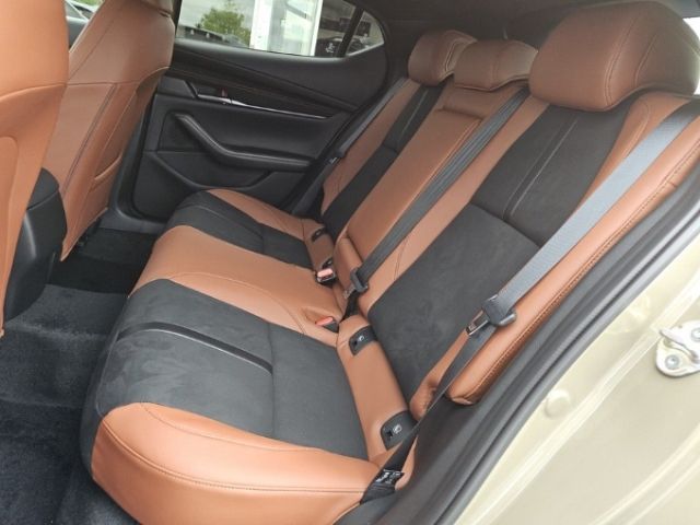 Mazda 3 150ps 6AT FWD Nagisa SHZ RFK ACAA HEAD-UP HUD