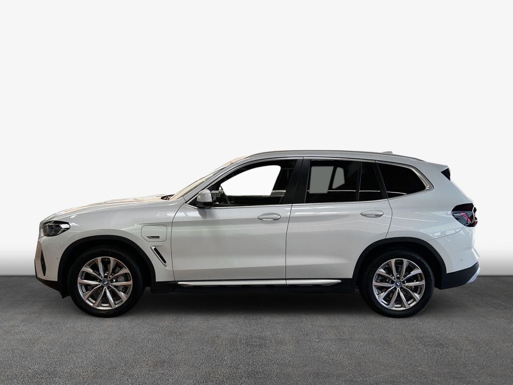 BMW X3 xDrive30e - Samsaru's Car Outlet