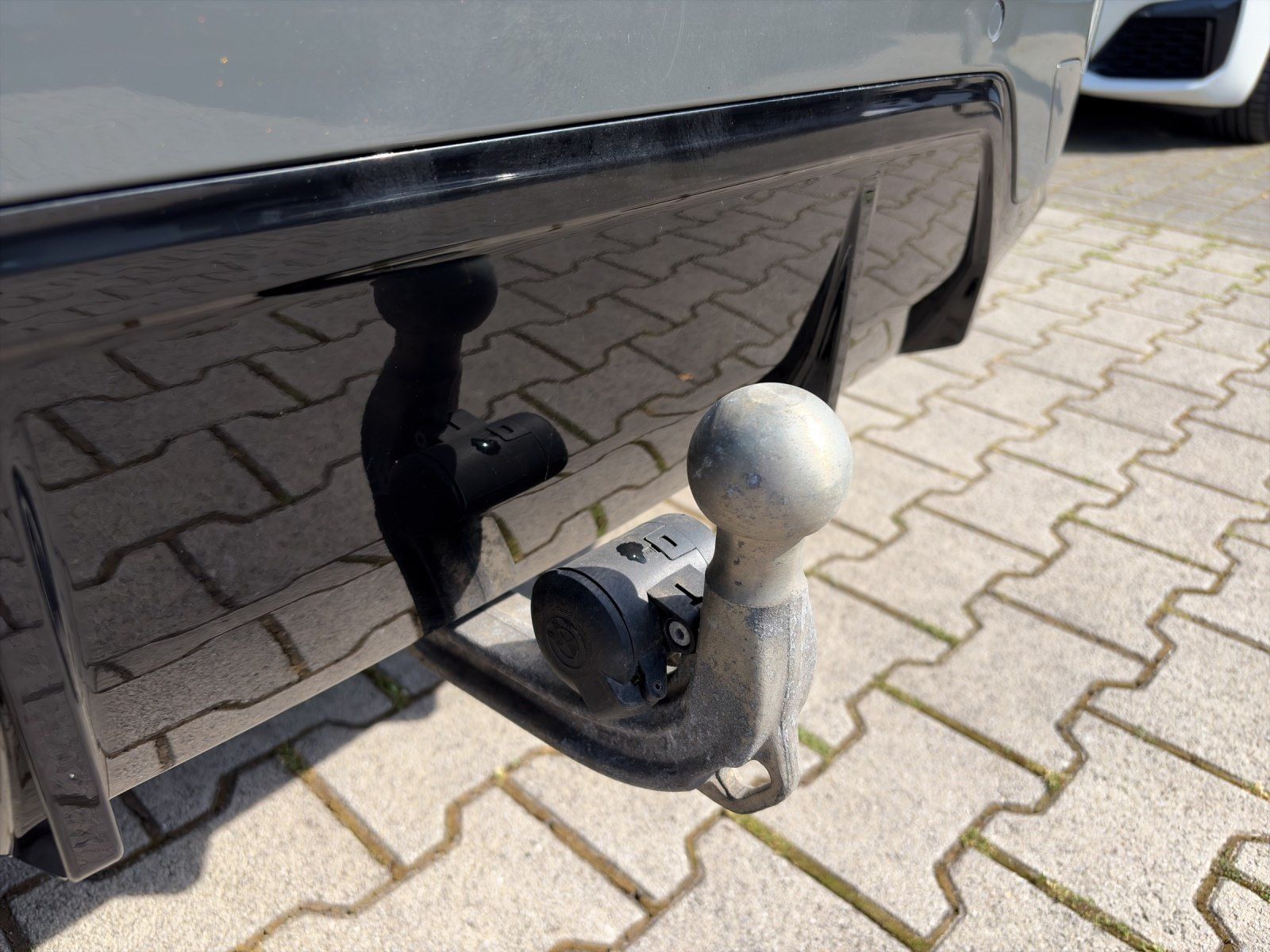 BMW 320i Touring M-Sport AHK HUD DrivAss. ACC ParkAs
