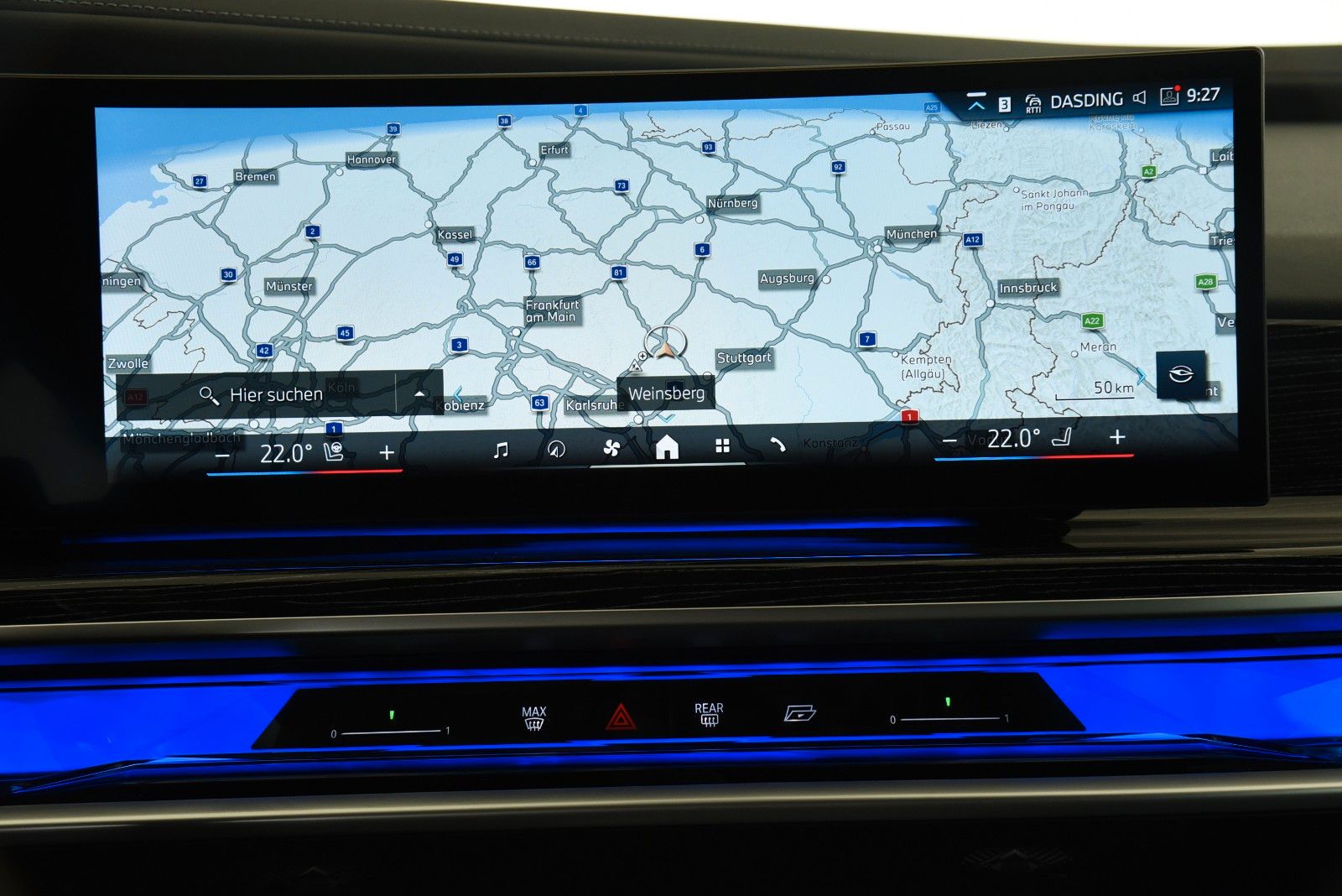 BMW 740d xDrive M Sport Pro ACC LED Pano HUD B&W