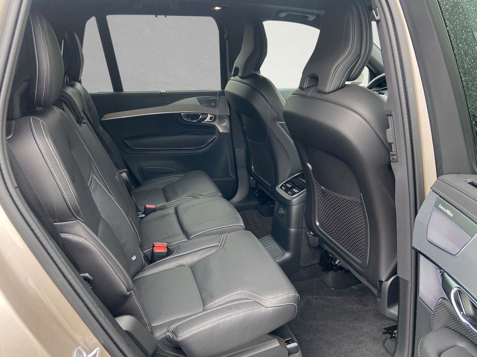 Volvo XC90 T8 AWD Recharge Plus Bright 7-Sitzer AHK