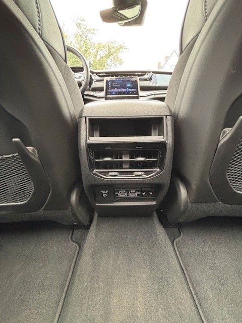 Jeep Grand Cherokee Overland Plug-In-Hybrid 4xe