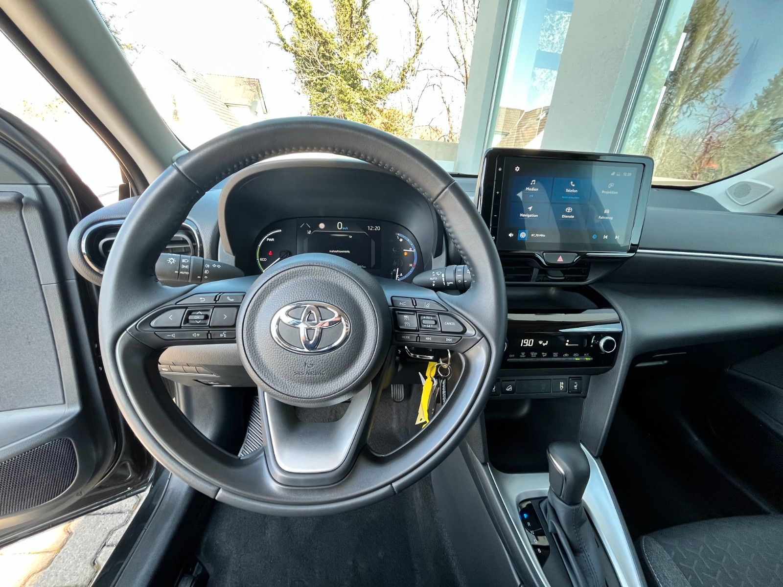 Toyota Yaris Cross 1.5l Hybrid 4x4*Kamera,SHZ,Navi