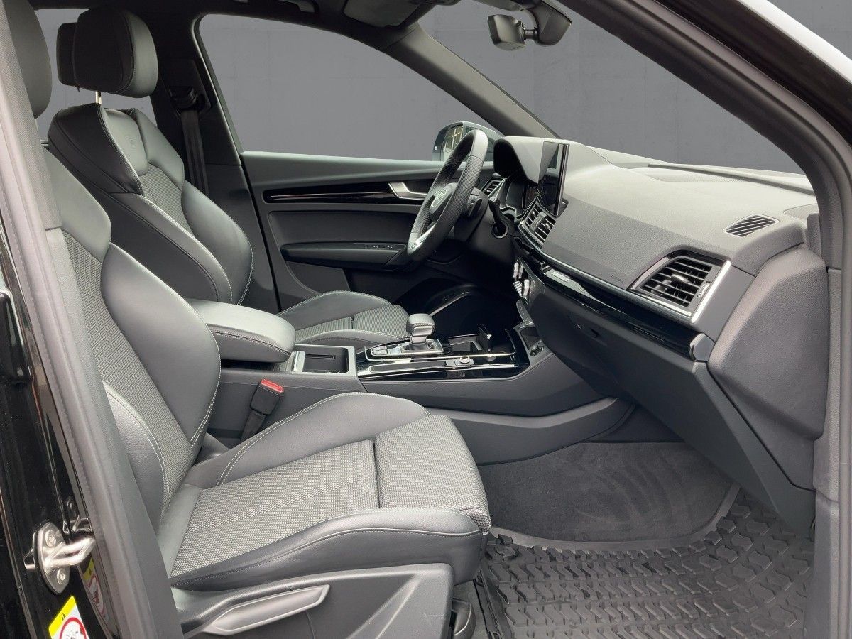 Audi Q5 45 TFSI QU S-LINE - Samsaru's Car Outlet