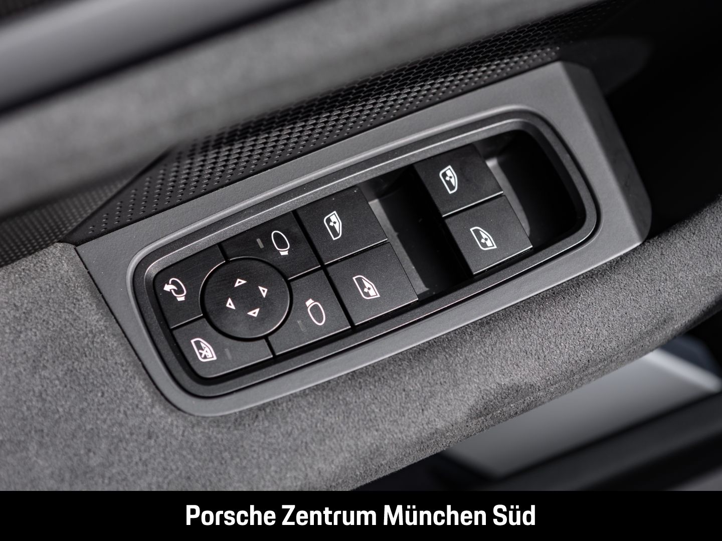 Porsche Taycan GTS LED-Matrix Panorama Surround-View