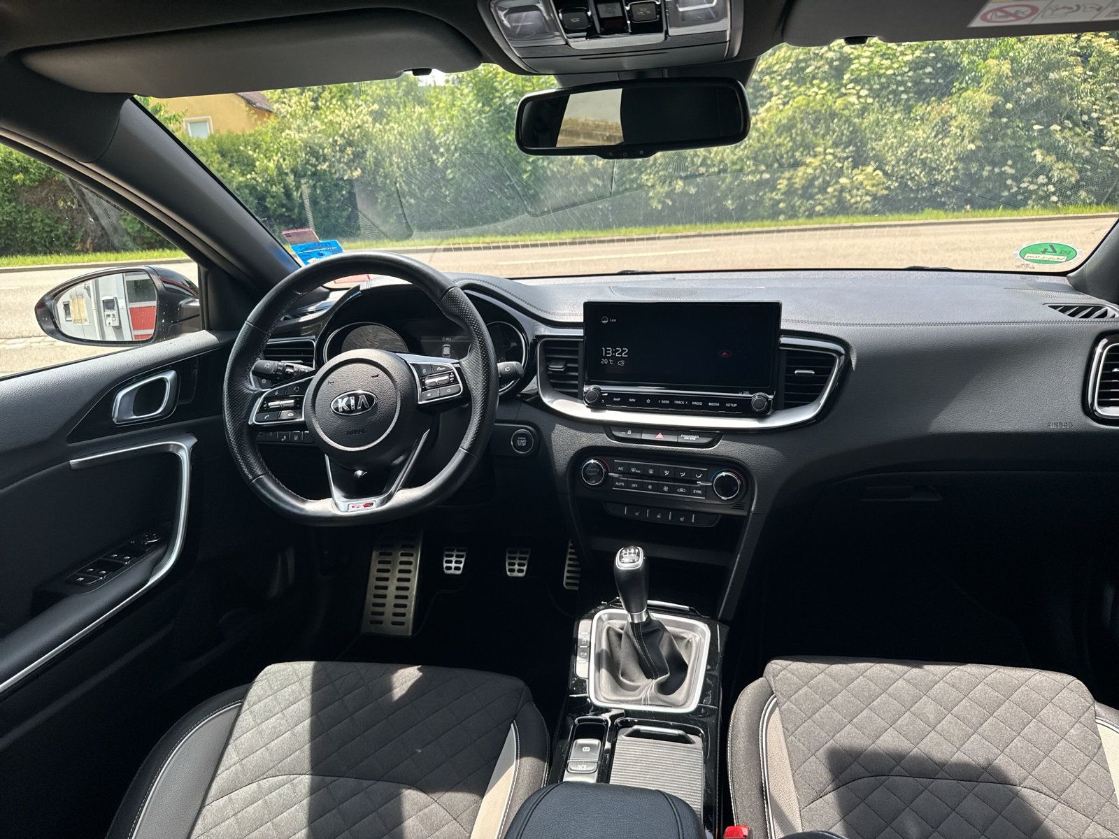 Kia Ceed GT-Line - Samsaru's Car Outlet