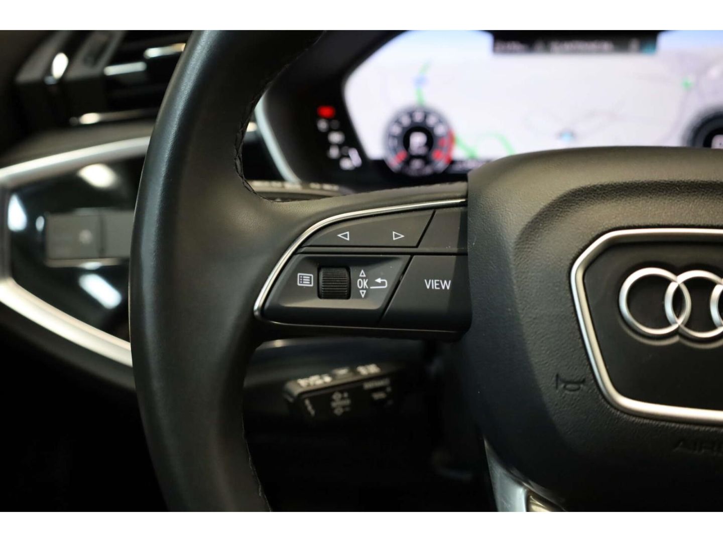 Audi Q3 40 TFSI qu. advanced - Samsaru's Car Outlet