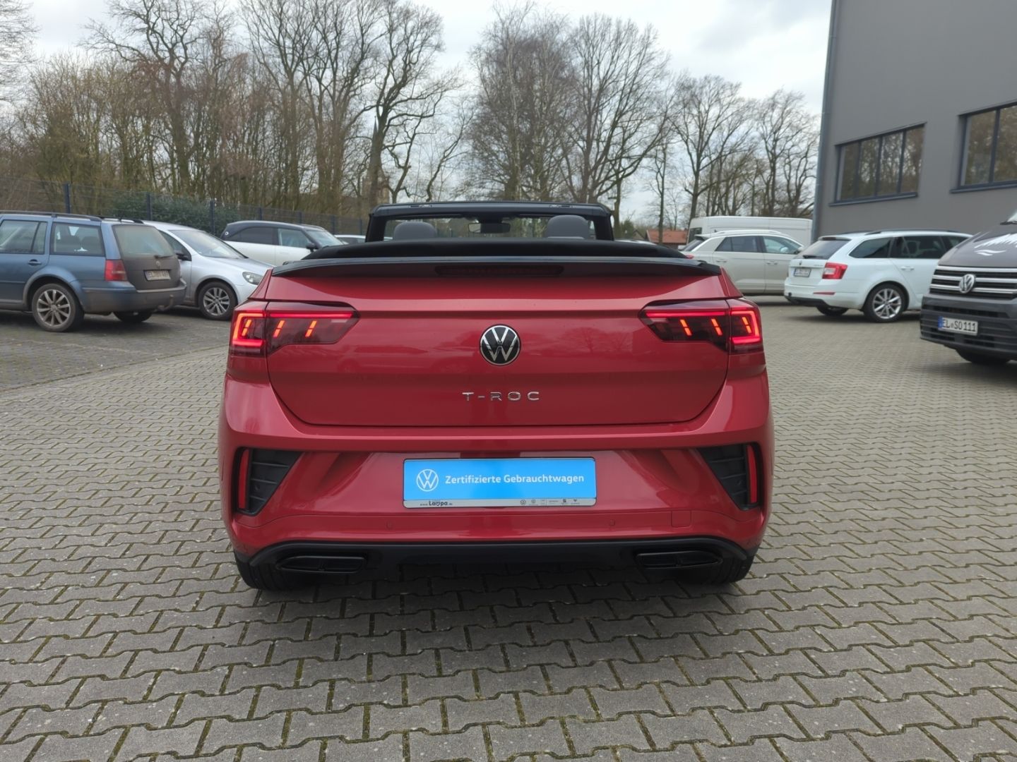 Volkswagen T-Roc R-Line 1.5 TSI DSG - Samsaru's Car Outlet