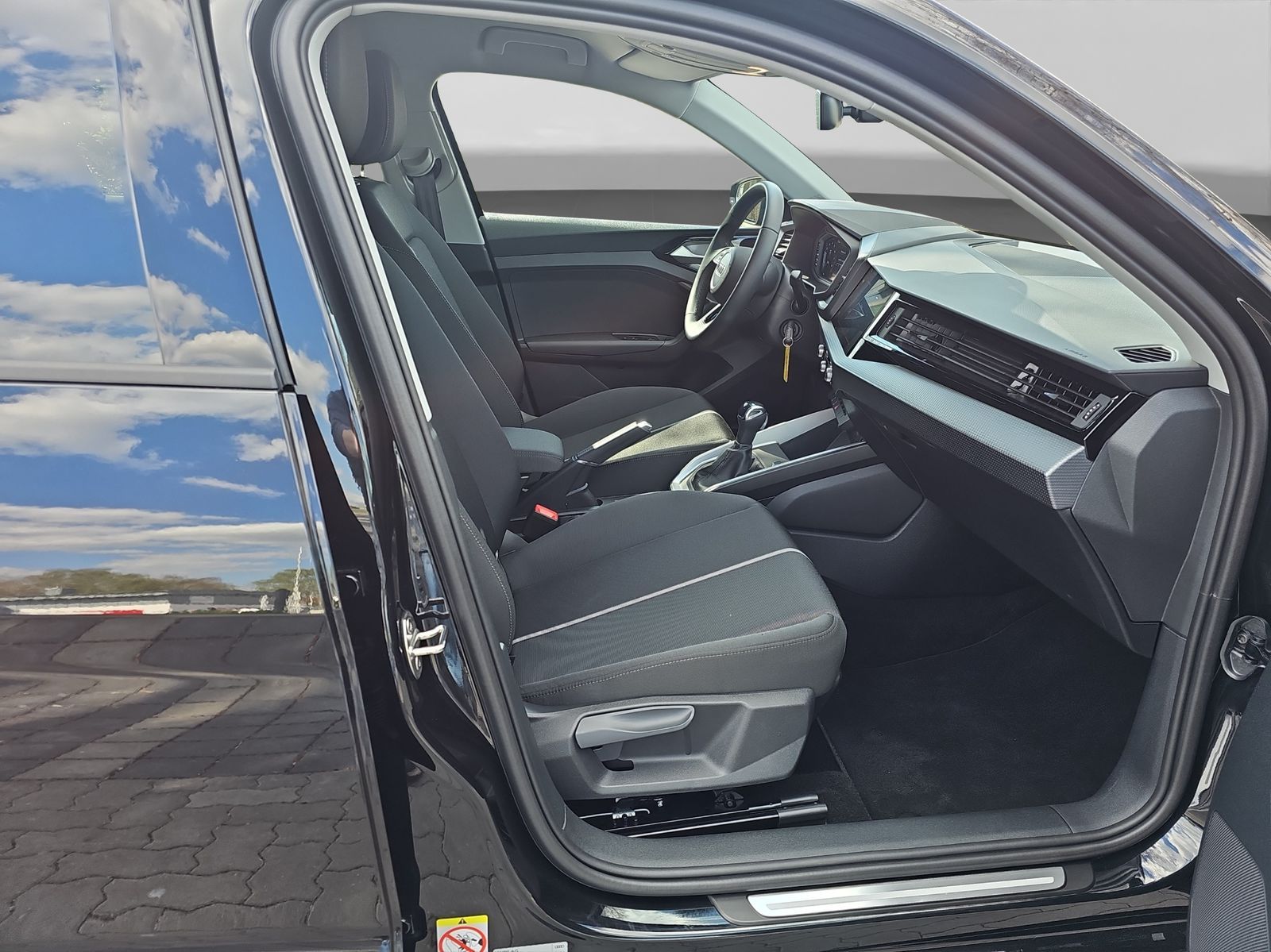 Audi A1 Sportback 25 1.0 TFSI advanced - Samsaru's Car Outlet