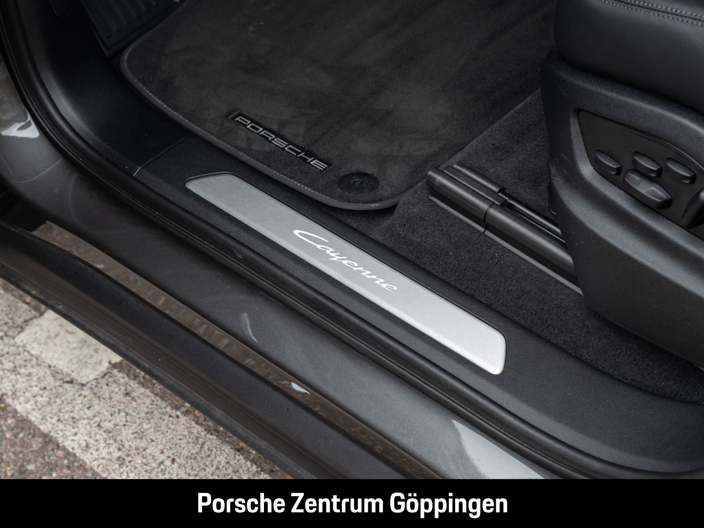 Porsche Cayenne E-Hybrid BOSE Panorama Rückfahrkamera