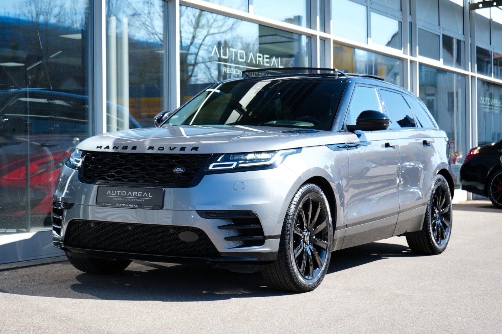 Range Rover Velar R-Dynamic - Samsaru's Car Outlet