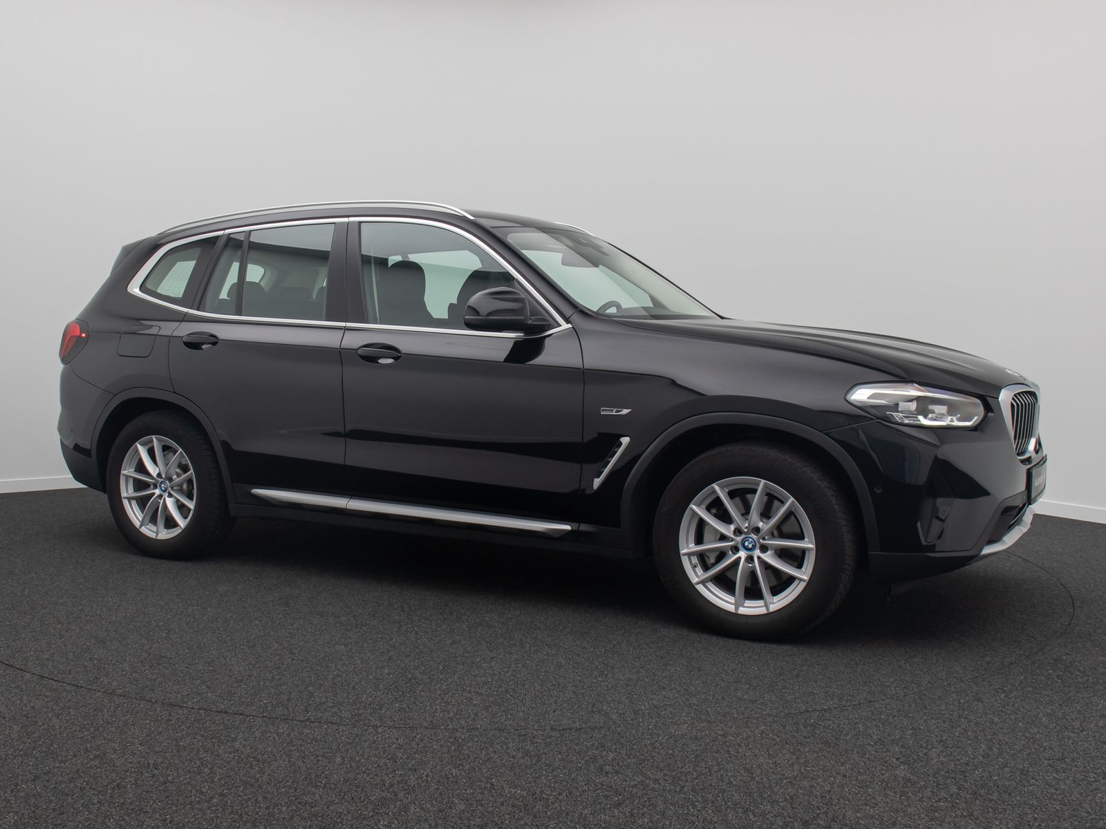 BMW X3 xD30e DriveAss DAB Kamera HiFi WLAN Sportsitz