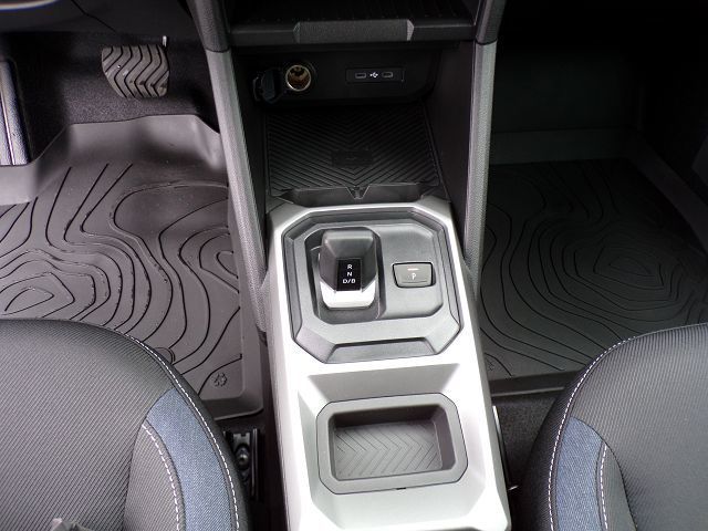 Dacia Duster Journey HYBRID - Samsaru's Car Outlet