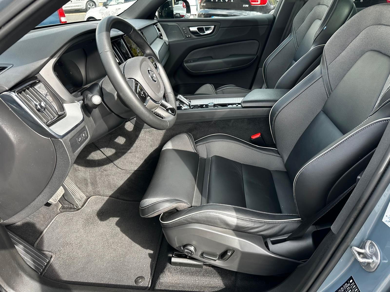 Volvo XC60 T6 AWD L RANG Plugin Plus GooglePANO360°STH