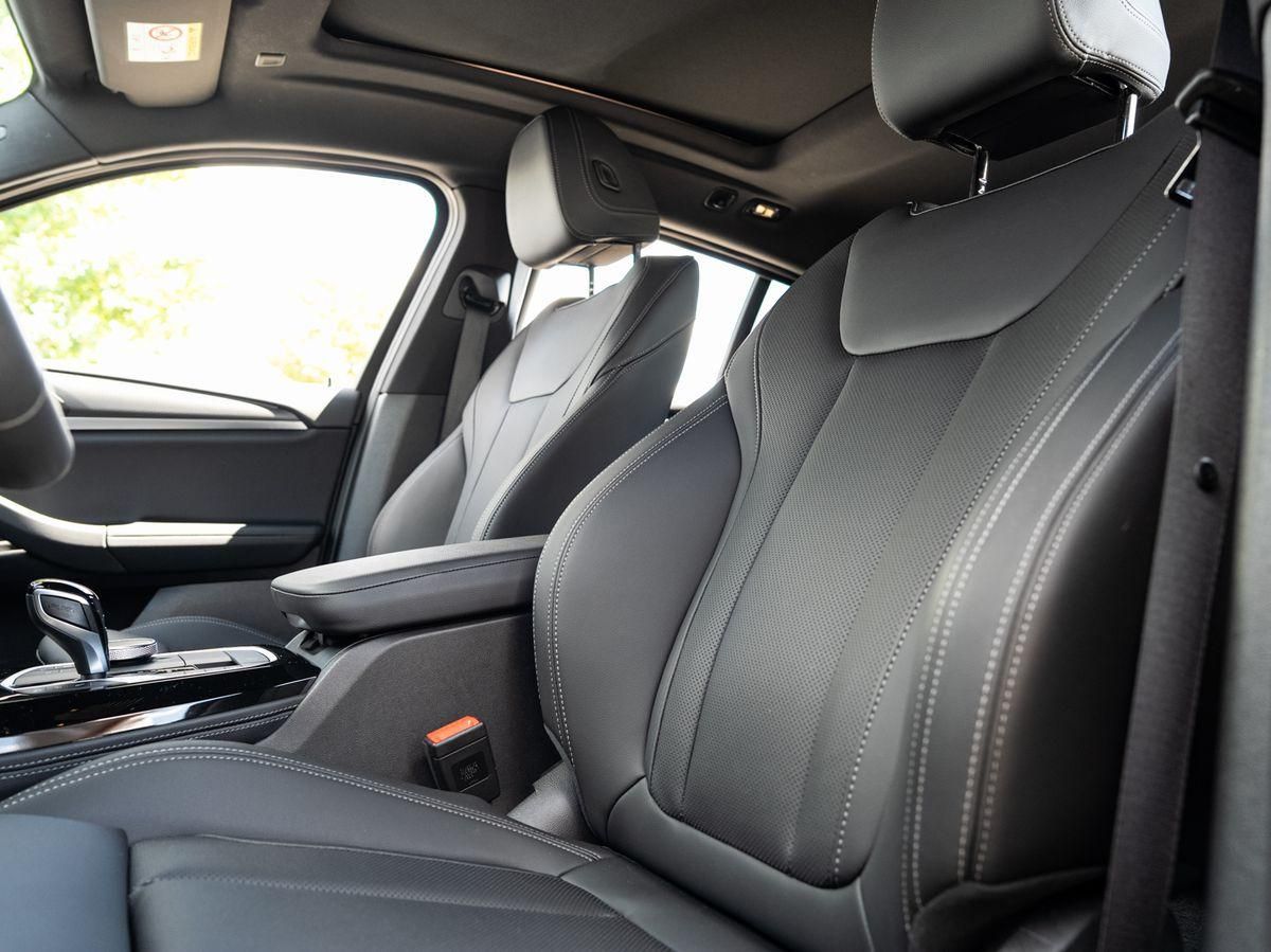 BMW X4 xDrive30d M-Sport AHK PANO ACC HuD Laser KoZg