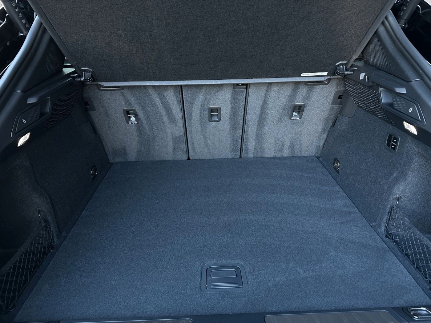 Porsche Macan - Samsaru's Car Outlet