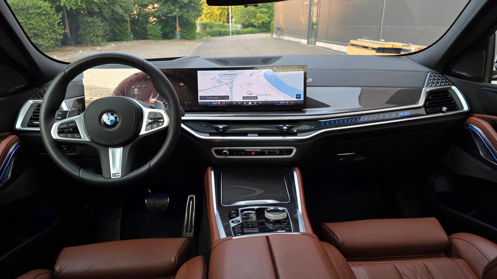 BMW X6 30d M - Samsaru's Car Outlet