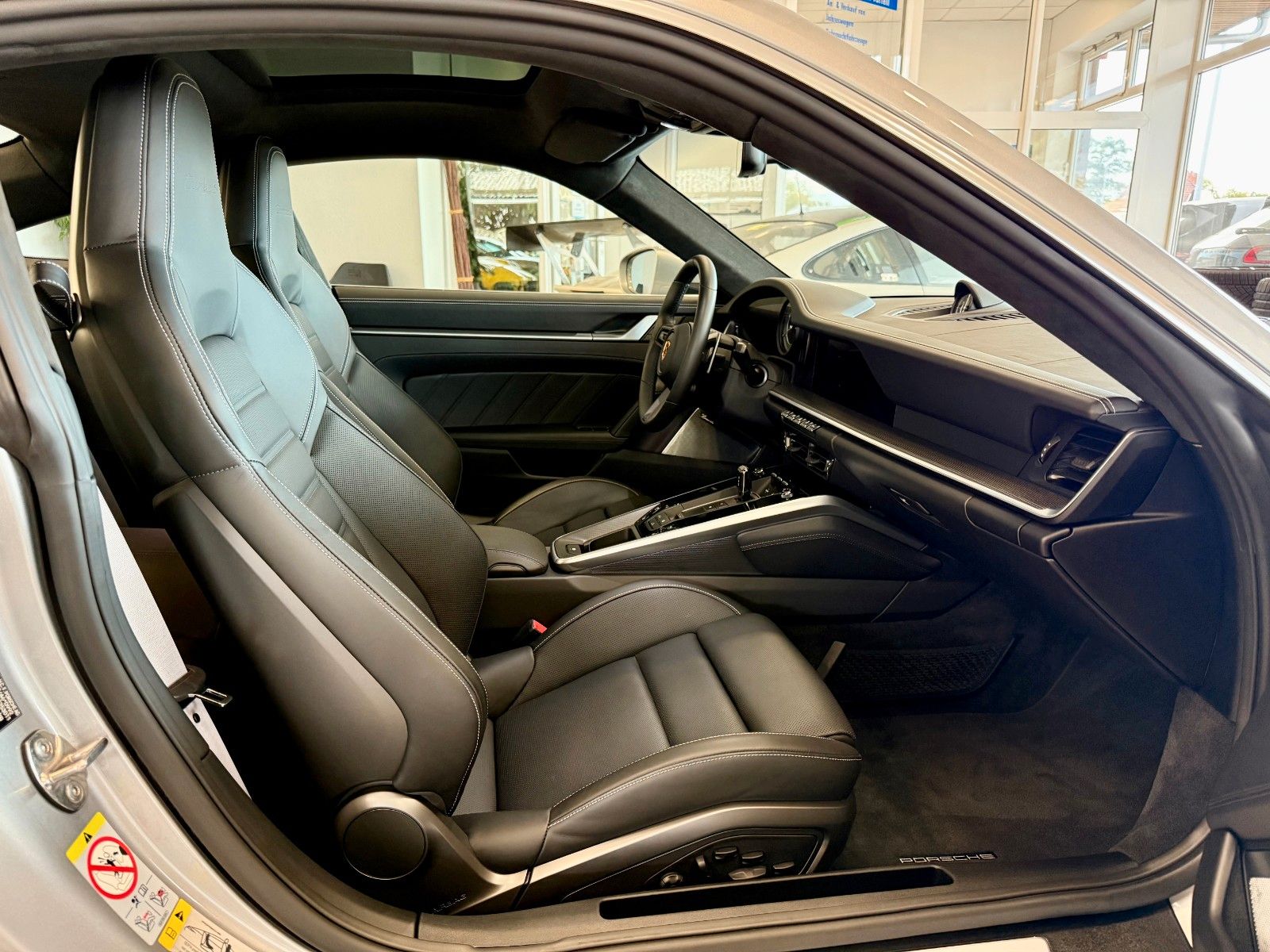 Porsche 911 992 Turbo S LIFT/SportDesign/Glasdach/ACC