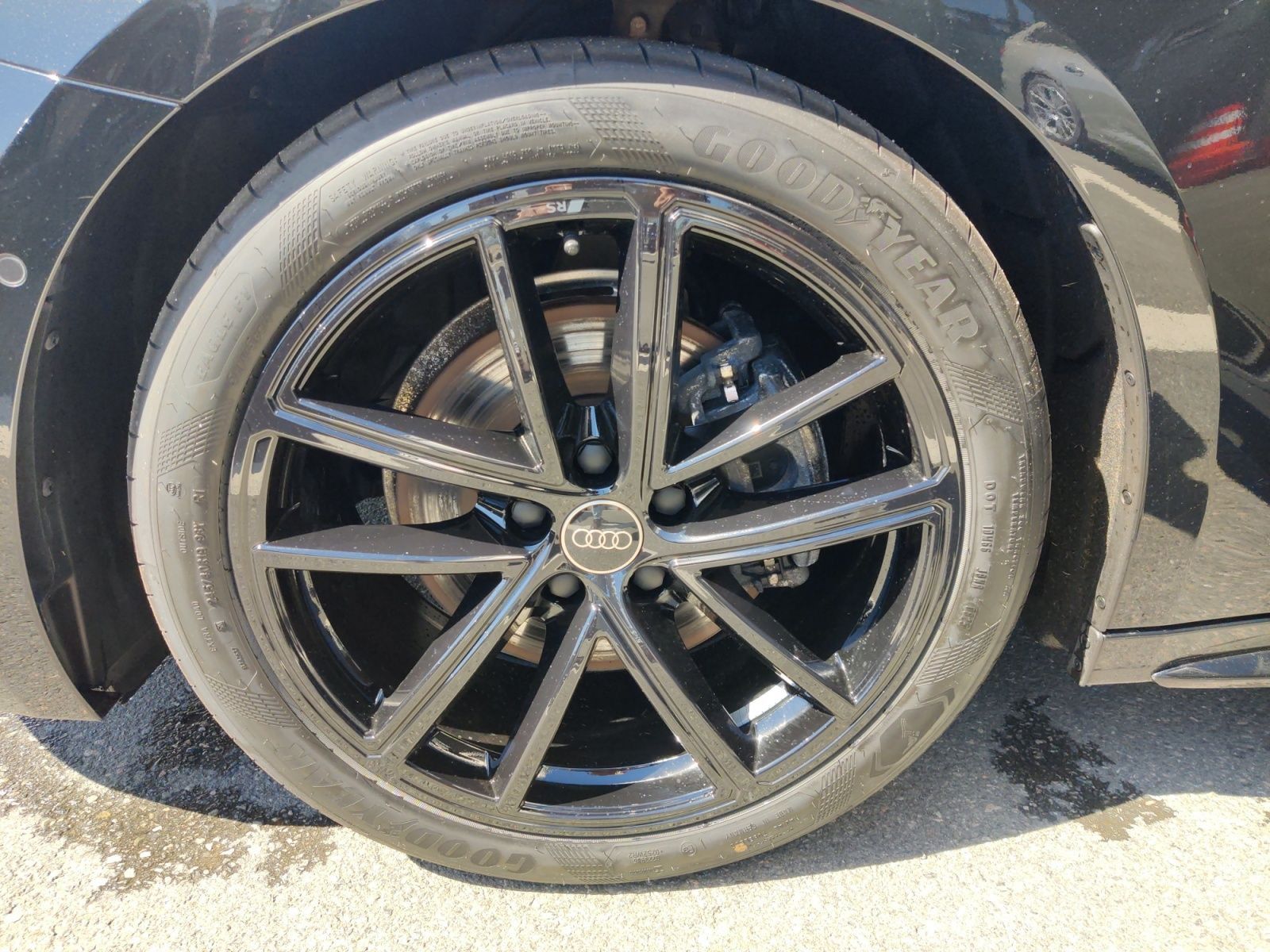 Audi A5 Avant 150 KW TFSI q. S-Tronic S-Line edition