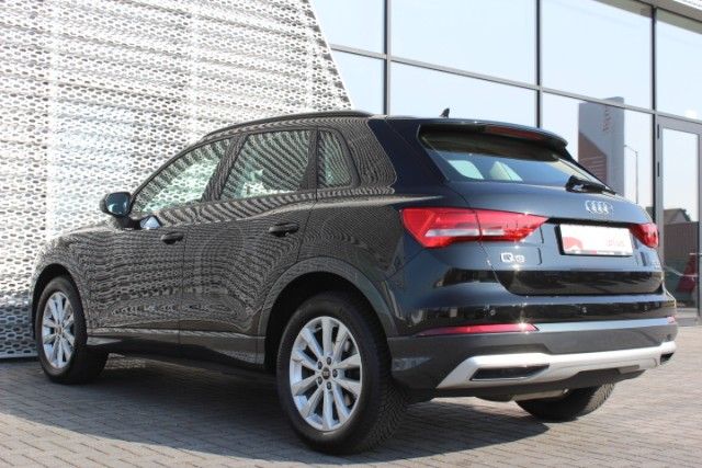 Audi Q3 35 TDI quattro S tronic - Samsaru's Car Outlet