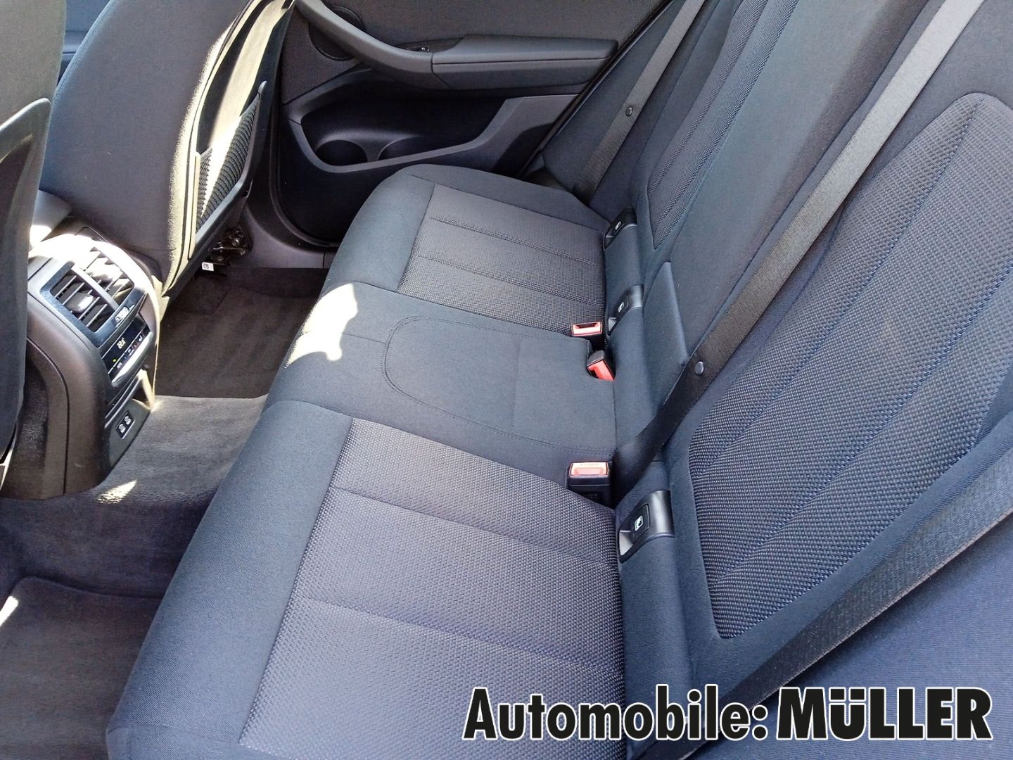 BMW X3 xDrive 30 d Advantage - Samsaru's Car Outlet