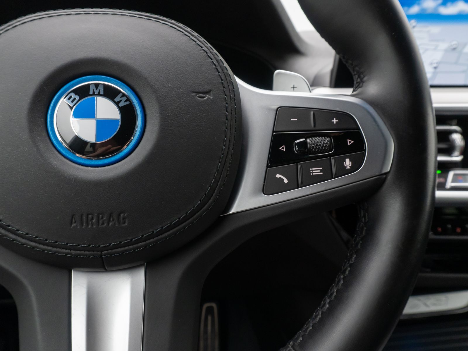 BMW X3 xD30e M Sport - Samsaru's Car Outlet