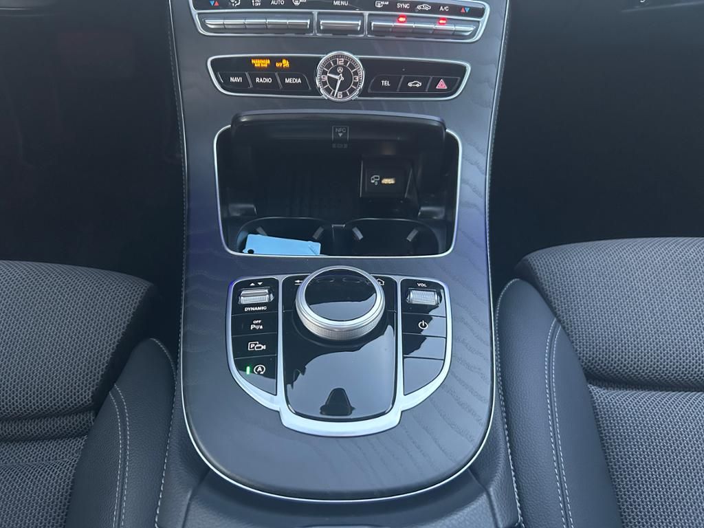 Mercedes-Benz E 200 AMG - Samsaru's Car Outlet