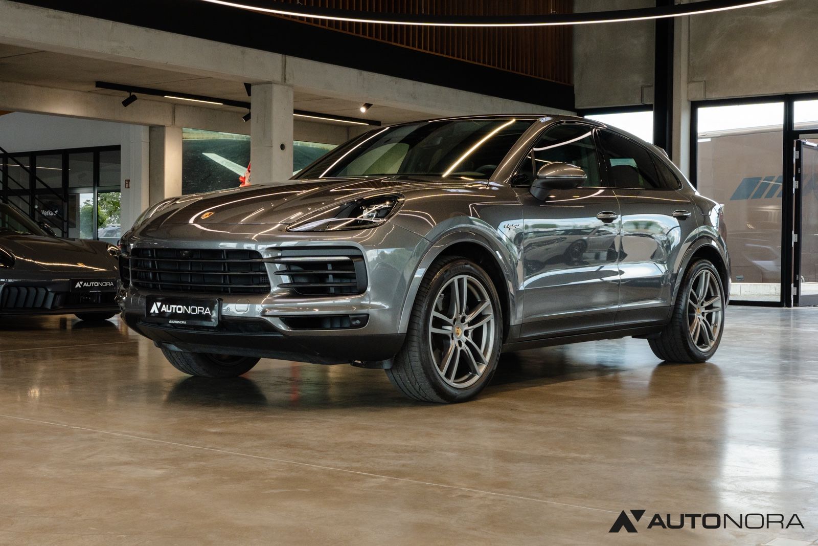 Porsche Cayenne Coupe E-Hybrid Sportabgas / Luftfederung