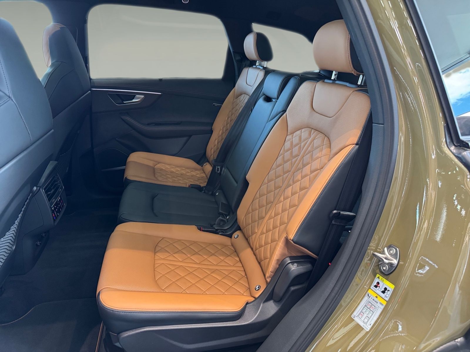 Audi Q7 SUV S line 50 TDI quattro 210(286) kW(PS) tip