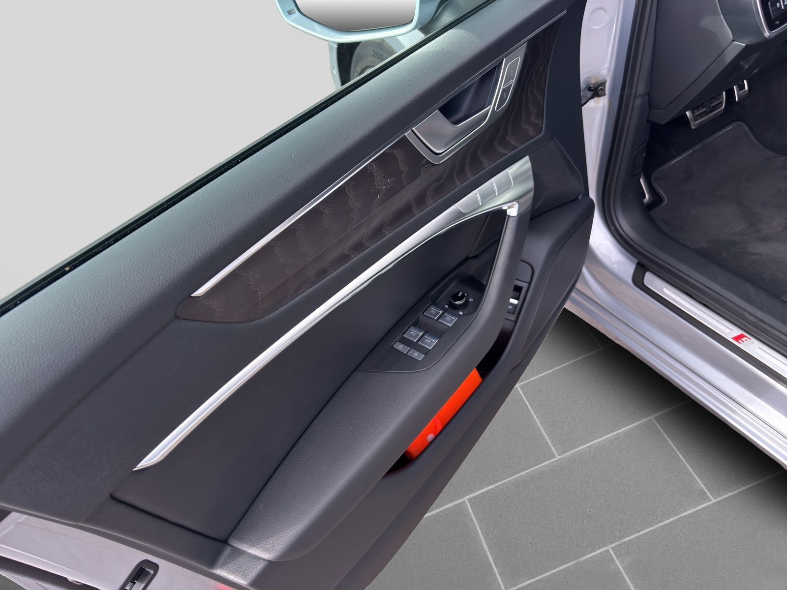 Audi A6 Avant 55 TFSI Quattro S-line HUD RFK PANO AHK