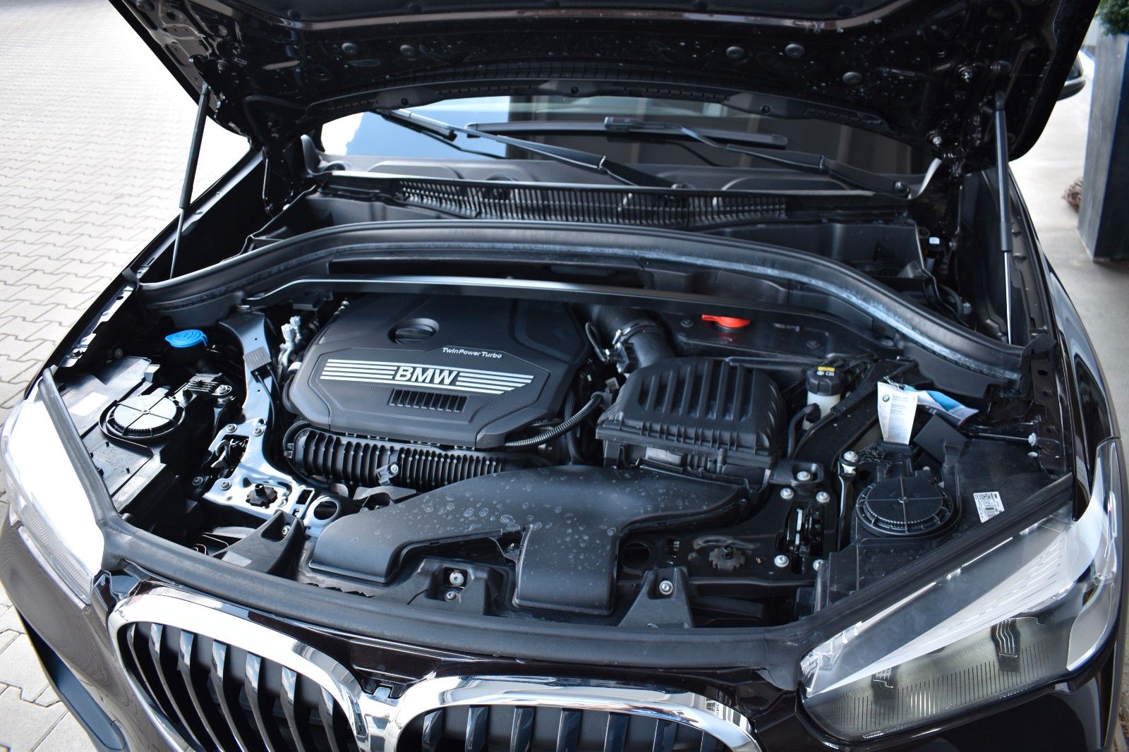 BMW X1 xDrive 25i Aut. Advantage - Samsaru's Car Outlet