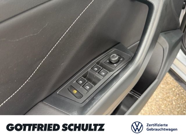 Volkswagen T-Roc 1.0 TSI Style - Samsaru's Car Outlet