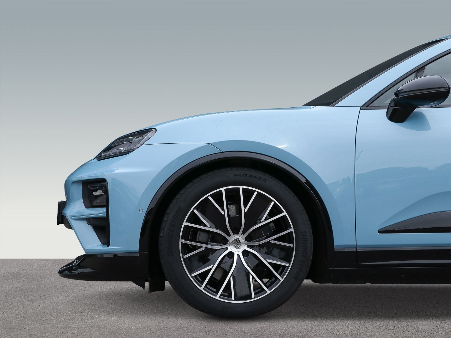 Porsche Macan Turbo InnoDrive HA-Lenkung Surround View