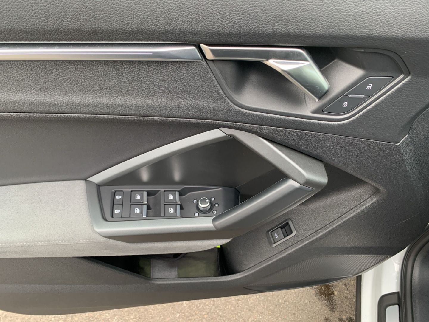 Audi Q3 Sportback 45 TFSI quattro S line - Samsaru's Car Outlet
