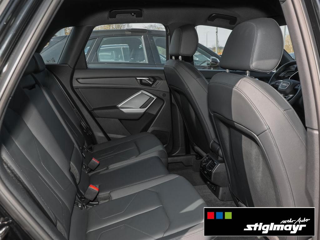 Audi Q3 advanced 40 TFSI quattro - Samsaru's Car Outlet