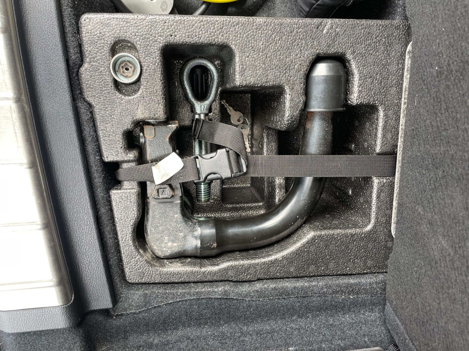 BMW X1 xDrive25e - Samsaru's Car Outlet