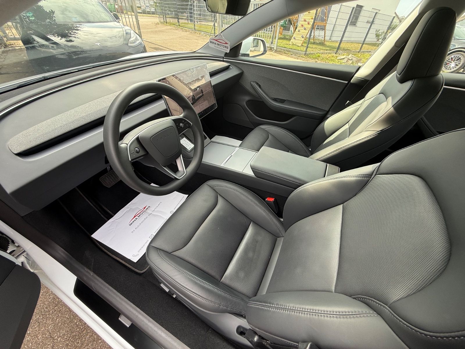 Tesla Model 3 RWD Plus NEW-Model