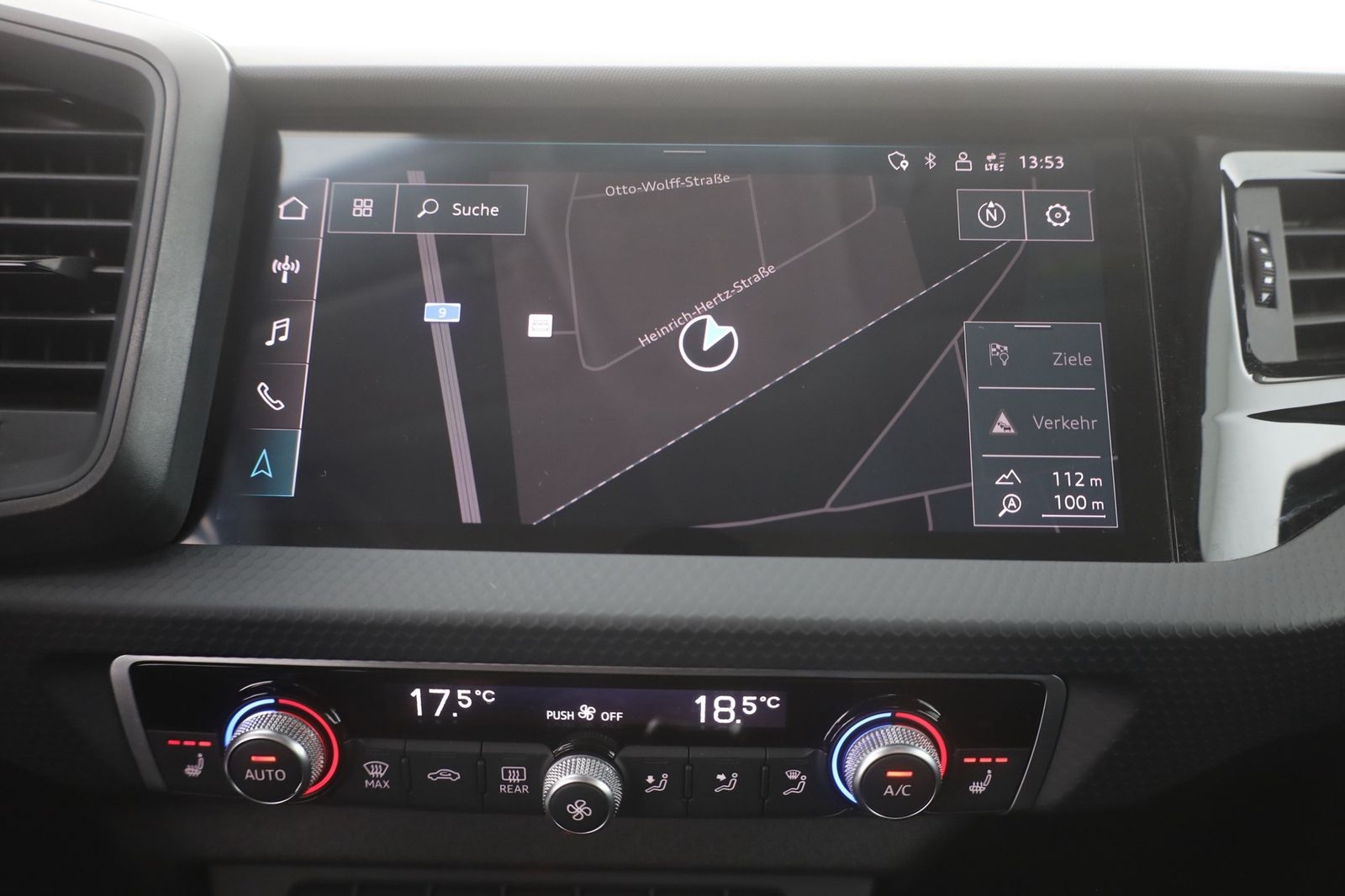 Audi A1 30 TFSI Sportback advanced - Samsaru's Car Outlet