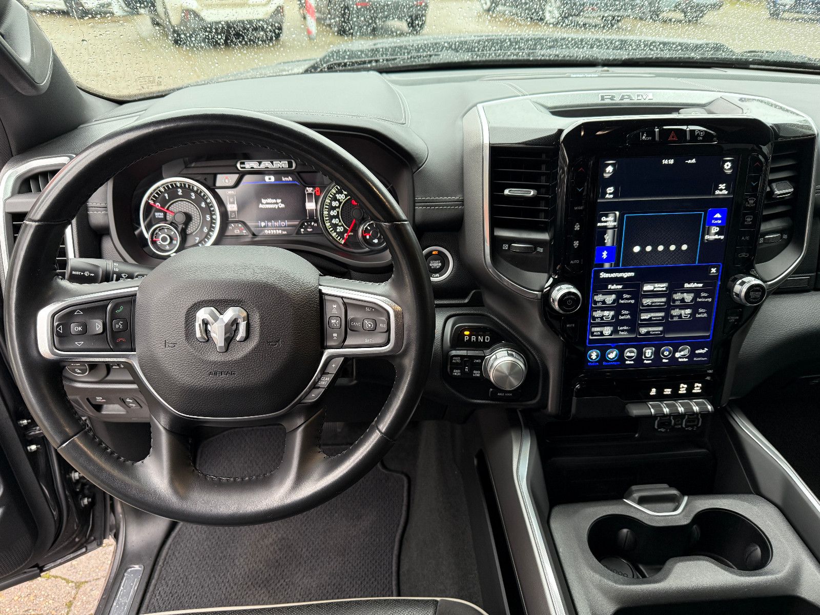 Dodge RAM Crew Cab LARAMIE NIGHT 22"/SPORTABGAS/360°