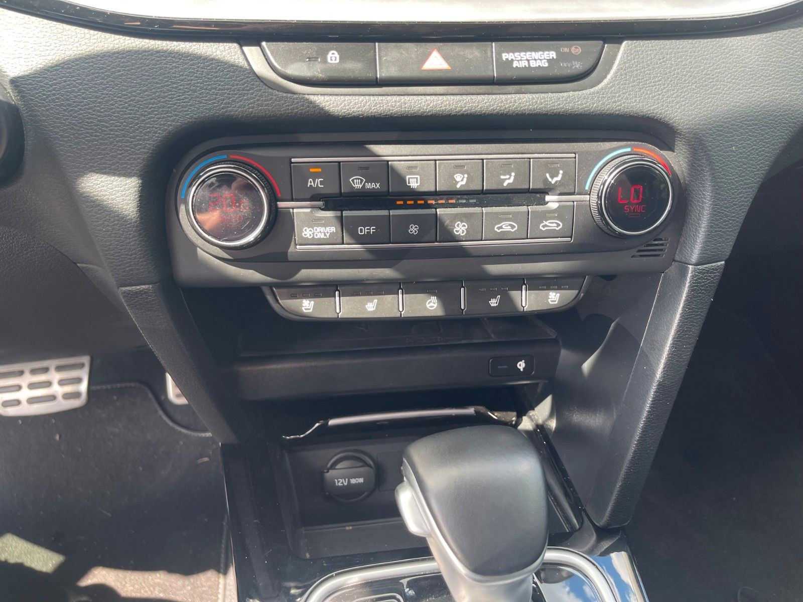 Kia Cee'd SW Platinum Plug-In - Samsaru's Car Outlet