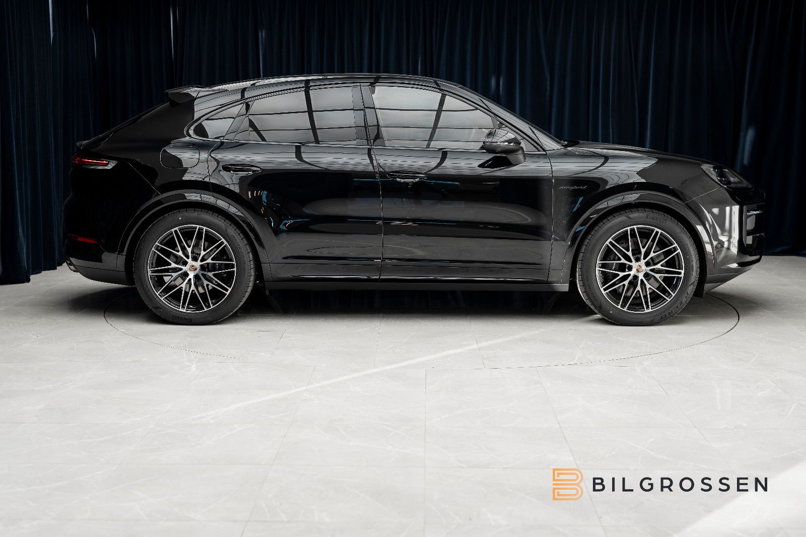 Porsche Cayenne Coupe E-Hybrid BOSE Sport Exhuast P-Disp