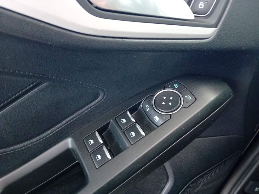 Ford Focus Turnier 1.5 EcoBlue - Samsaru's Car Outlet