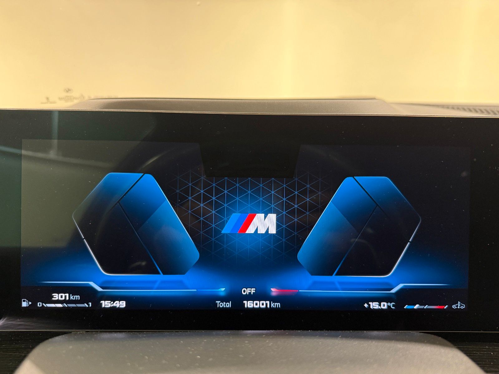BMW X5 M60i xDrive Standhzg AHK ACC 360° HUD HK Pano