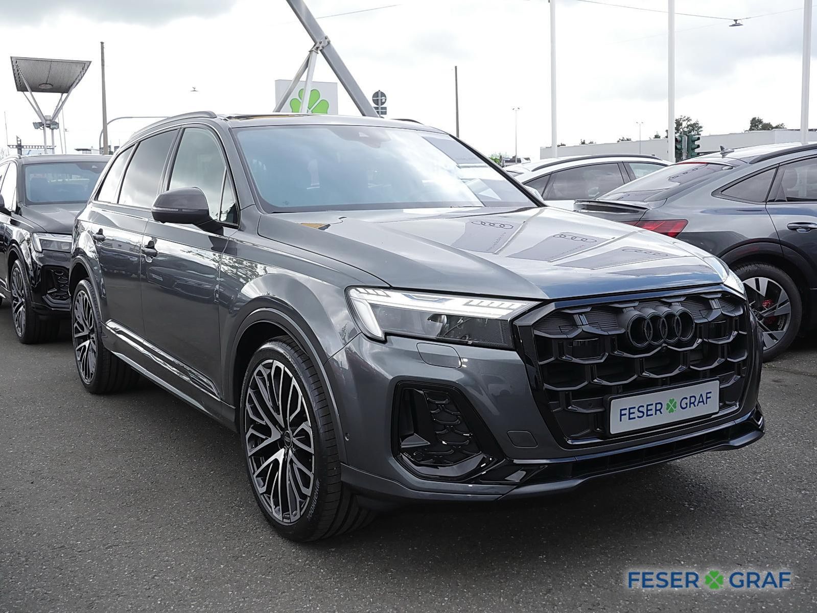 Audi Q7 SUV S line 50 TDI Matrix Leder Pano Nachtsich