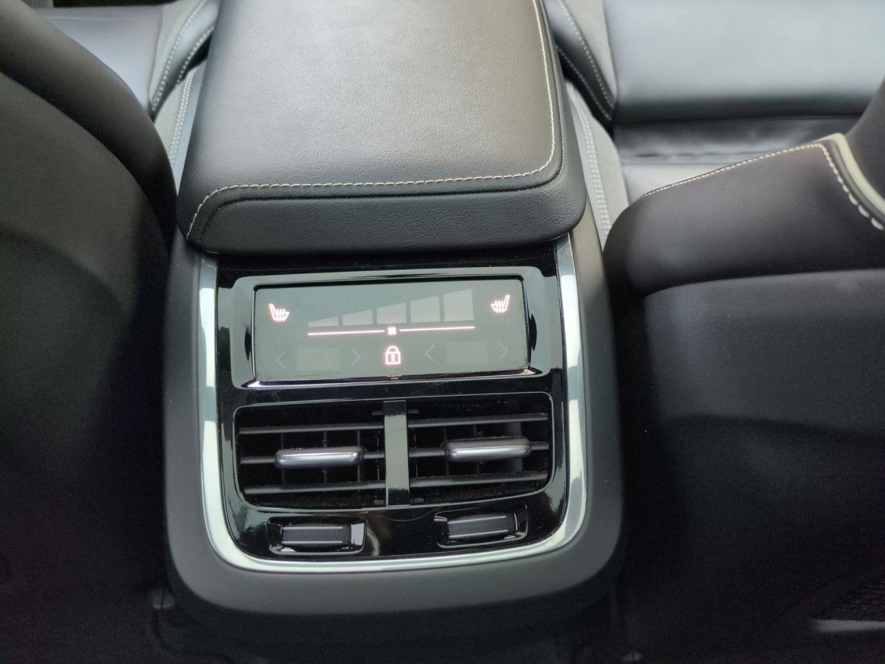 Volvo XC 60 Ultimate Dark AWD