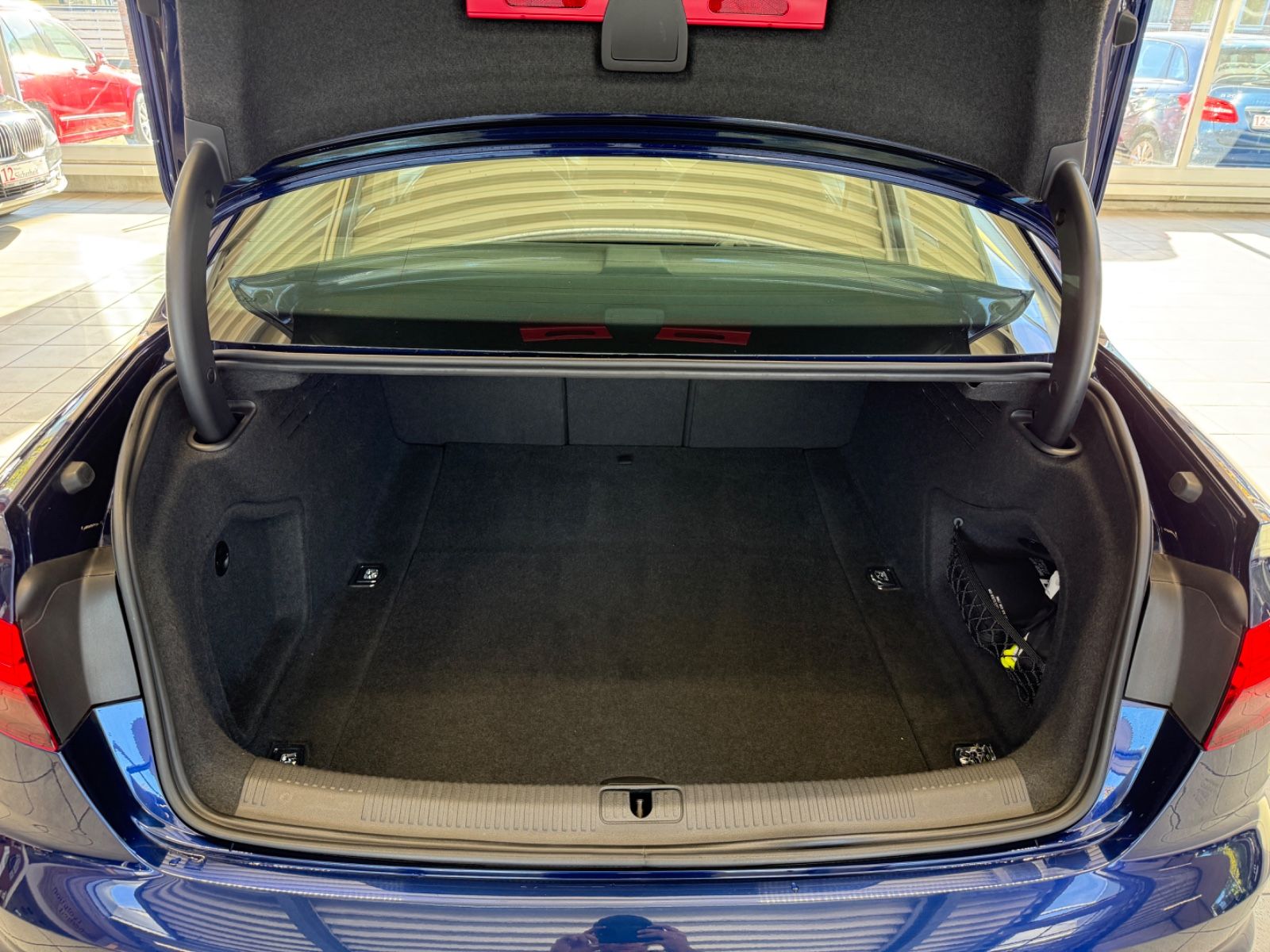 Audi A4 Lim. 40 TDI quattro advanced /1Hd./Matrix/ACC
